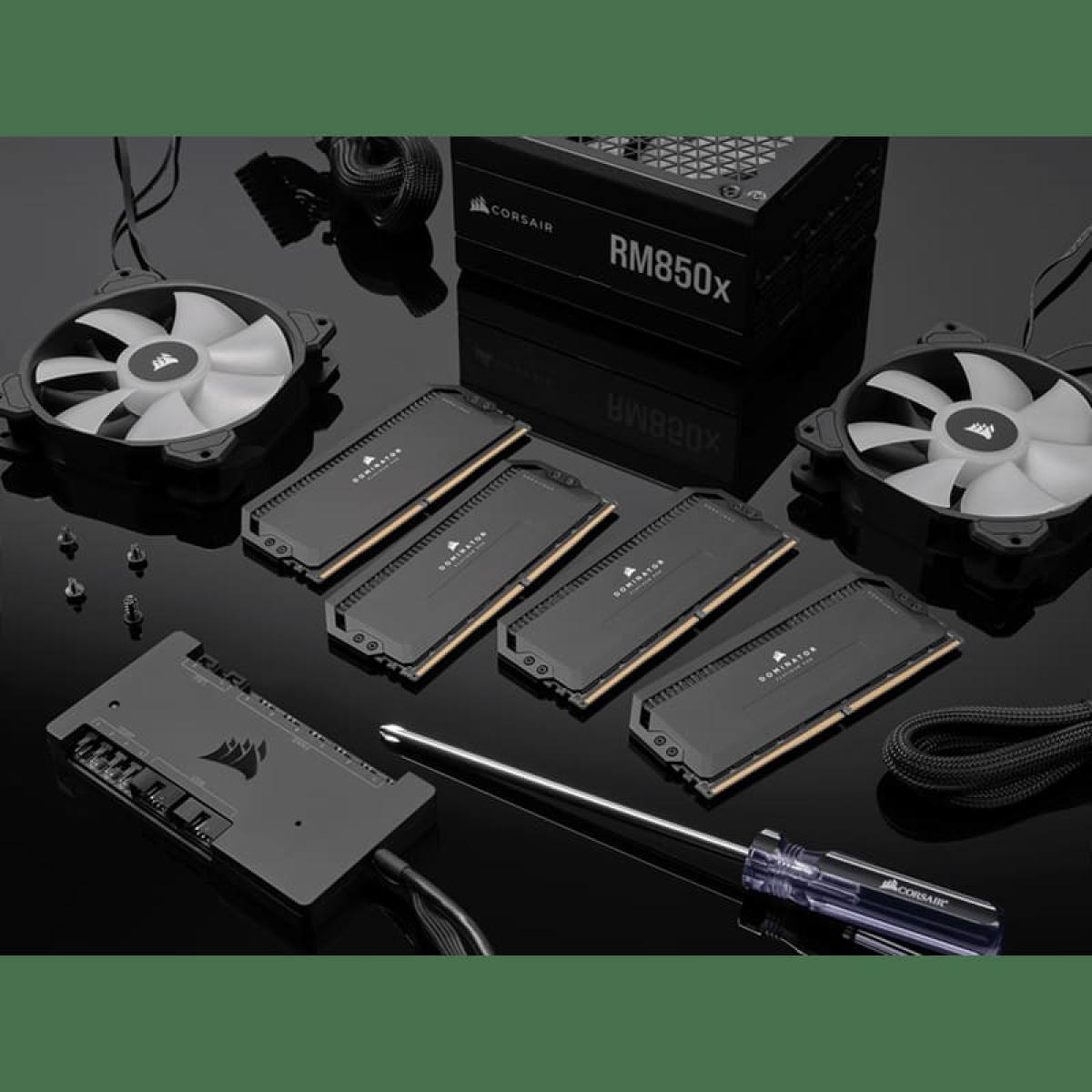 Corsair DOMINATOR PLATINUM RGB Black DDR5, 5200MHz 32GB 2x16GB DIMM, RGB LED, C40, 1.25V