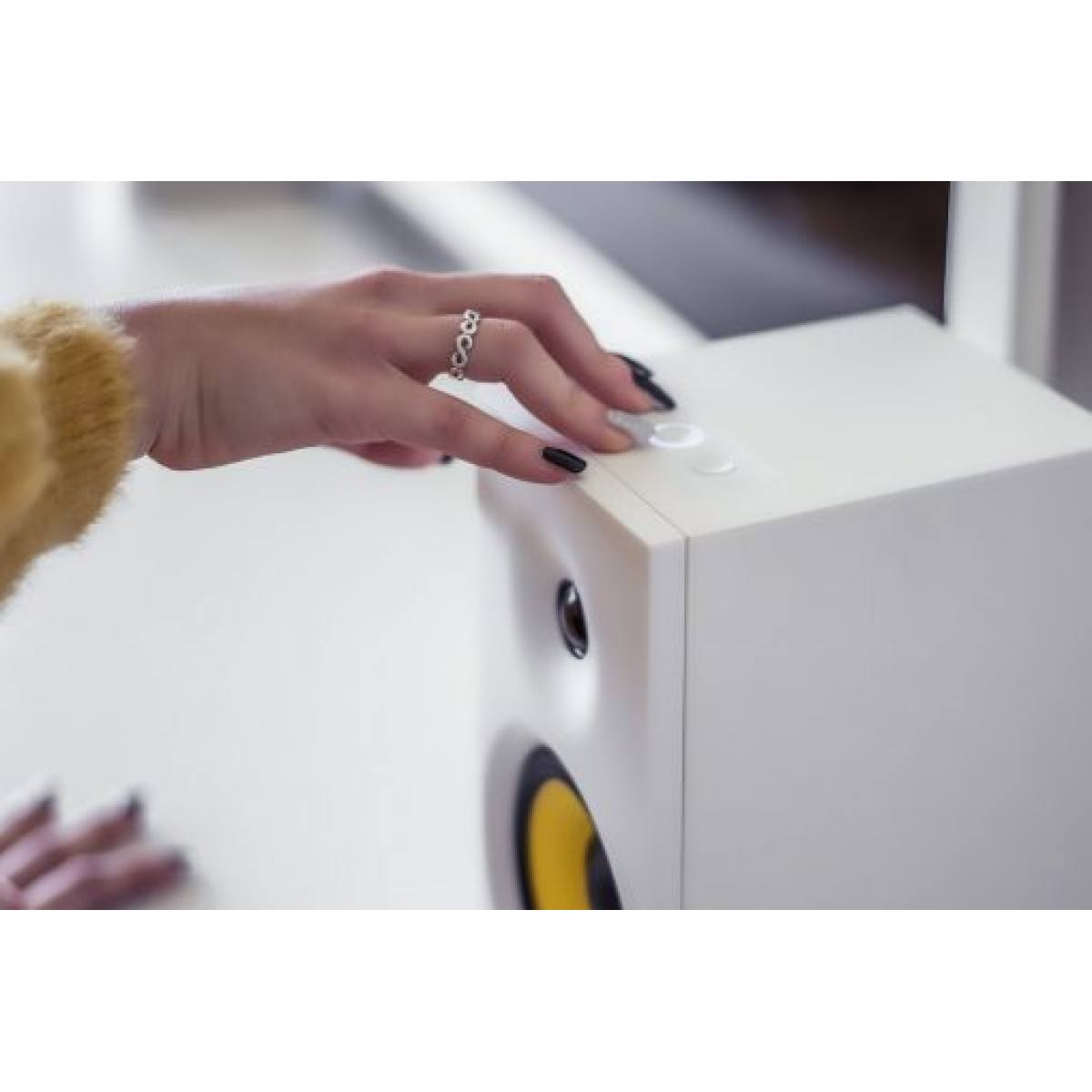 Loa Edifier R1080BT White | Bluetooth - Stereo 2.0