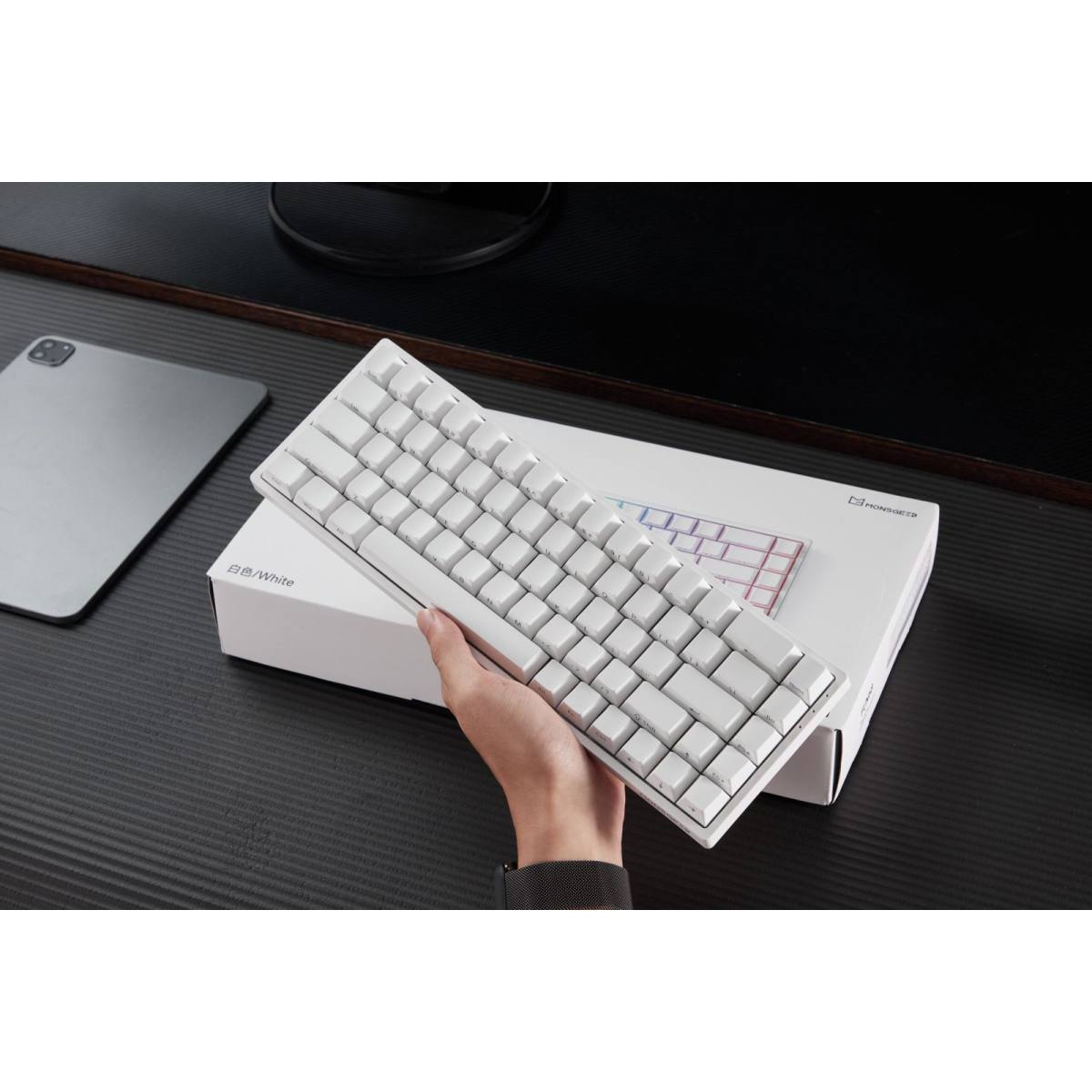 Bàn phím Monsgeek FUN68 HE White - Magnetic Switches (3 mode) 8K in 2.4G