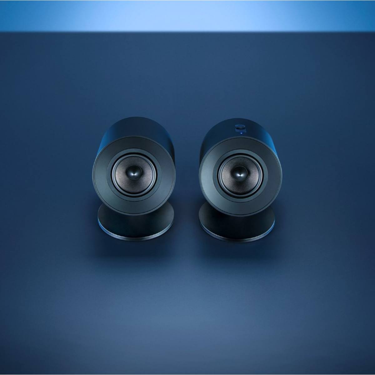 Loa Razer Nommo V2 X