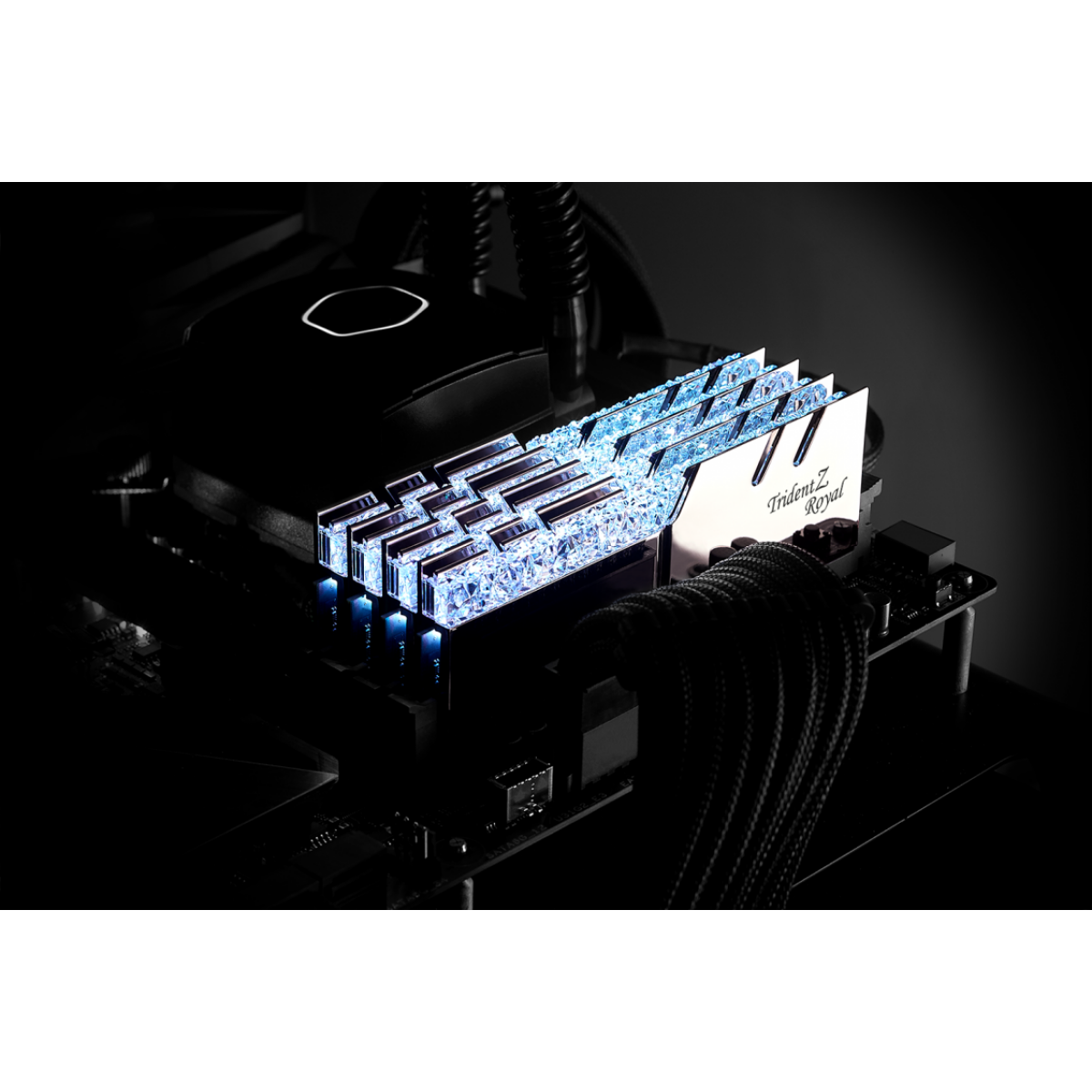 GSKILL TRIDENT Z ROYAL SILVER RGB DDR4 16GB BUSS 3000Mhz (KIT 2*8GB)